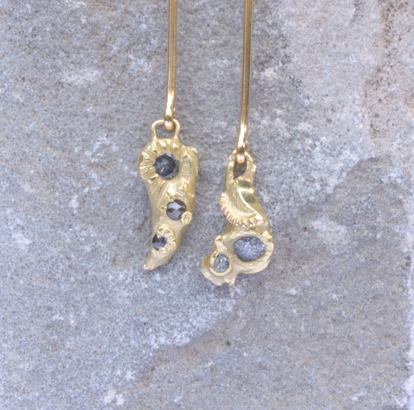 Gold drop earring