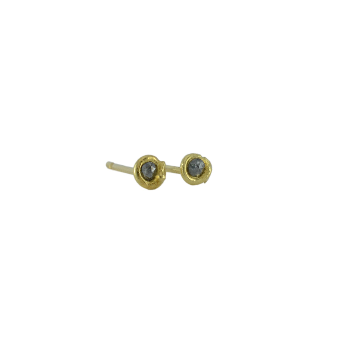 Small molten gold diamond studs