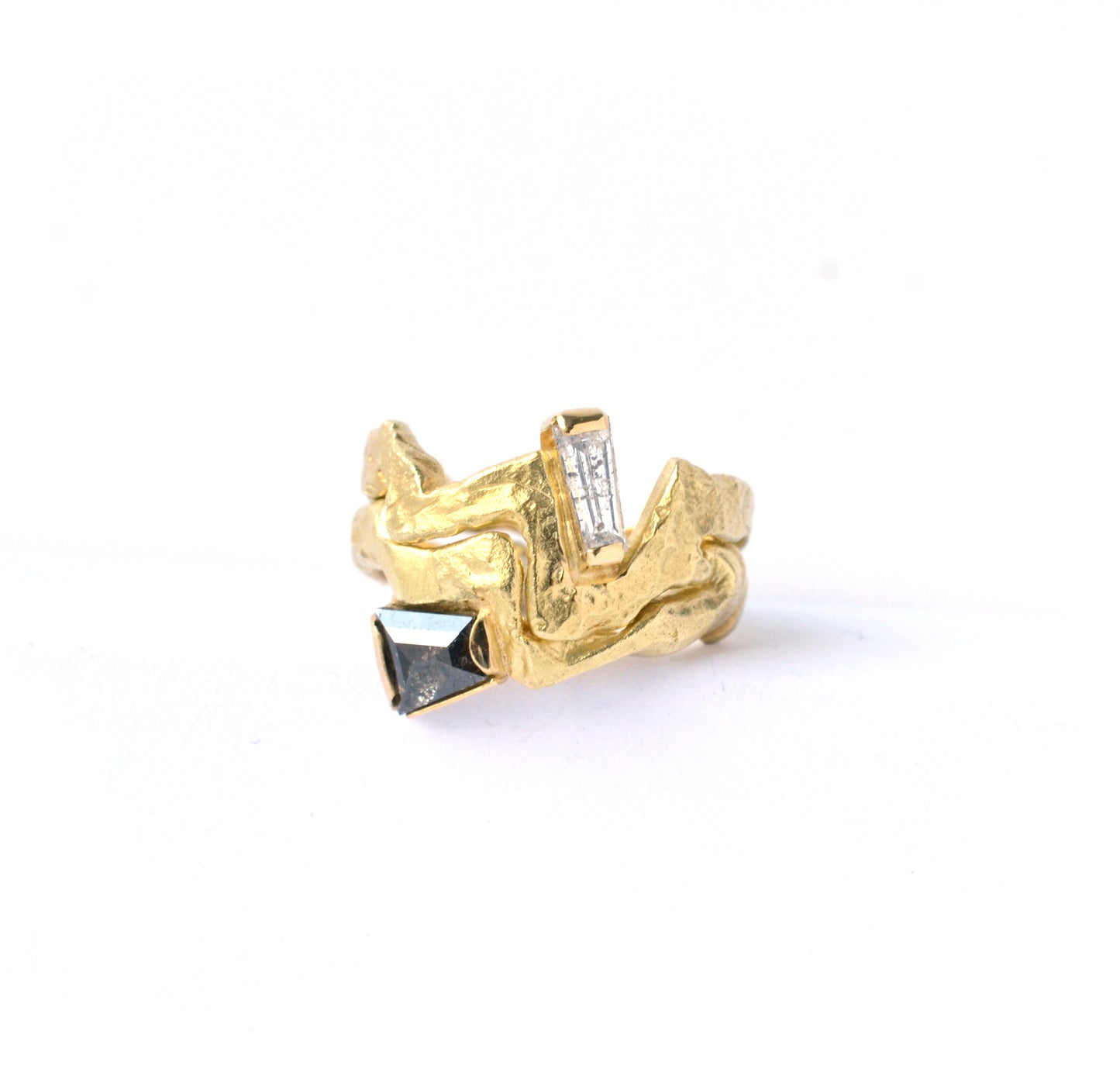 Molten gold diamond ring