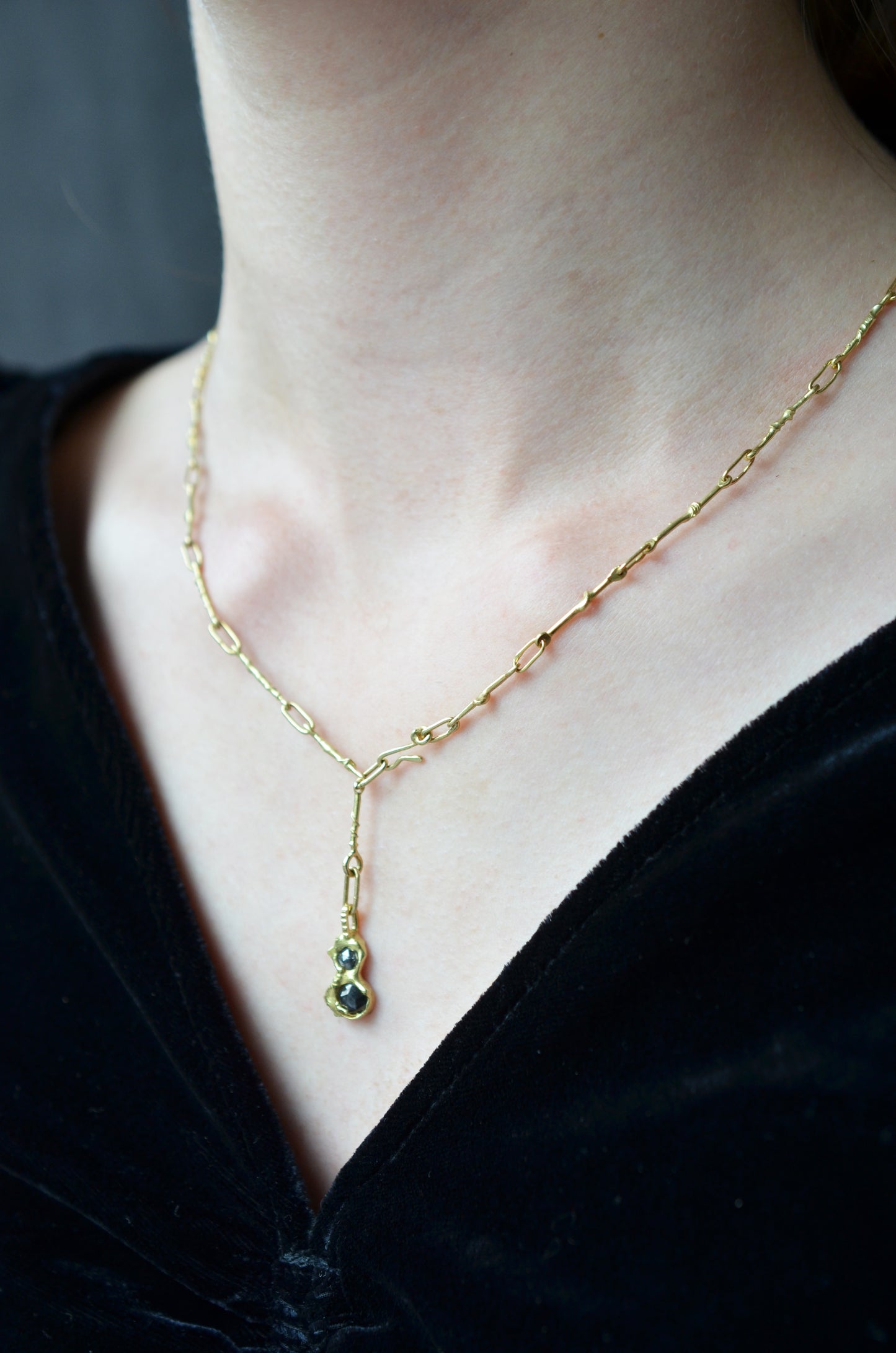 Molten gold and diamond necklet